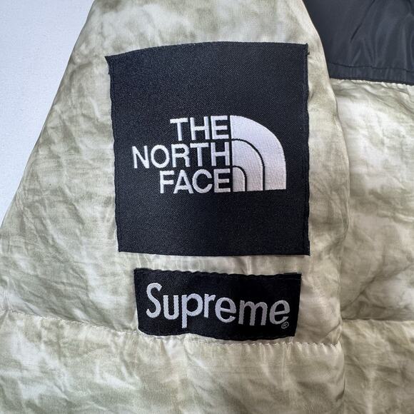 Supreme x The North Face 700 Down Nuptse Jacket Men’s M Cream Black Puffer - Picture 4 of 16